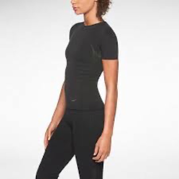 Black Nike Pro Elite 598186 Sz S/M Women's Training Seamless Cap-Sleeve Top/NWT - Picture 3 of 11